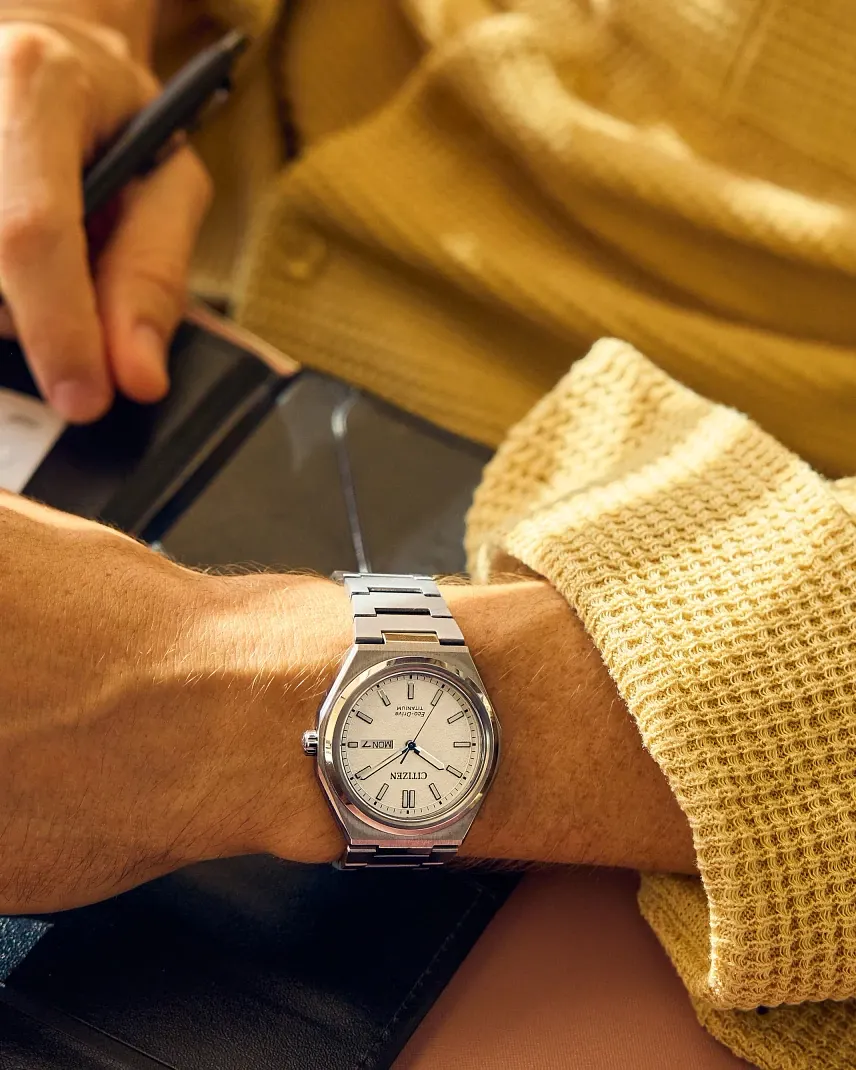 Zenshin Three-hand White Dial Super Titanium Bracelet AW0130-85A